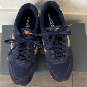 New Balance Dark Blue and Peach Sneakers